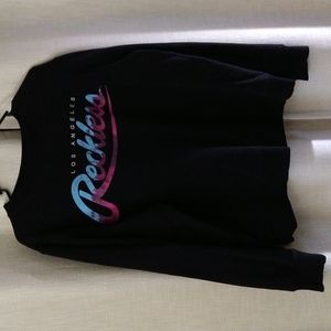 Young and reckless pull over sweatshirt size large